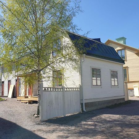 Vaelrenoverad Fin Laegenhet I Charmigt Omrade Söderhamn Zewnętrze zdjęcie